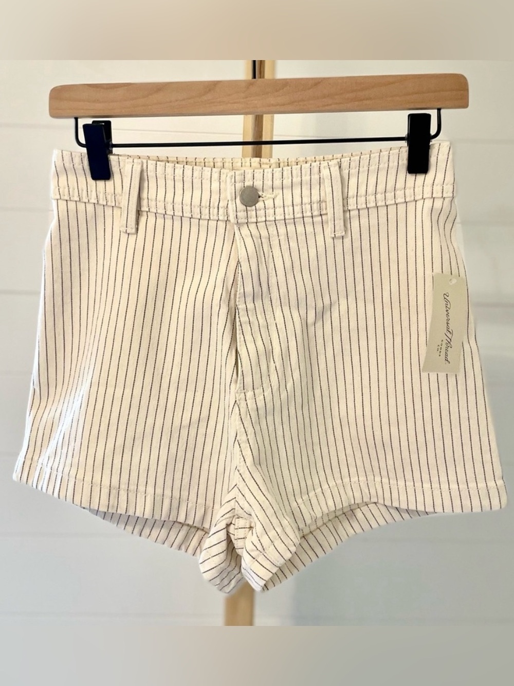 NWT Universal Thread Cream Striped Sailor Denim High Rise Shorts Size 14